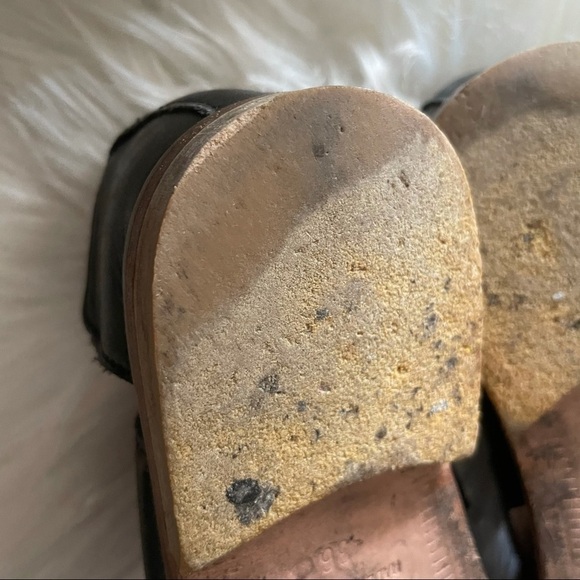 Minimarket Cut-Out Oxfords - Picture 11 of 13